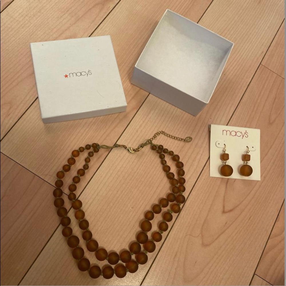 BROWN NECKLACE & EARRING SET NEW IN BOX MACY'S